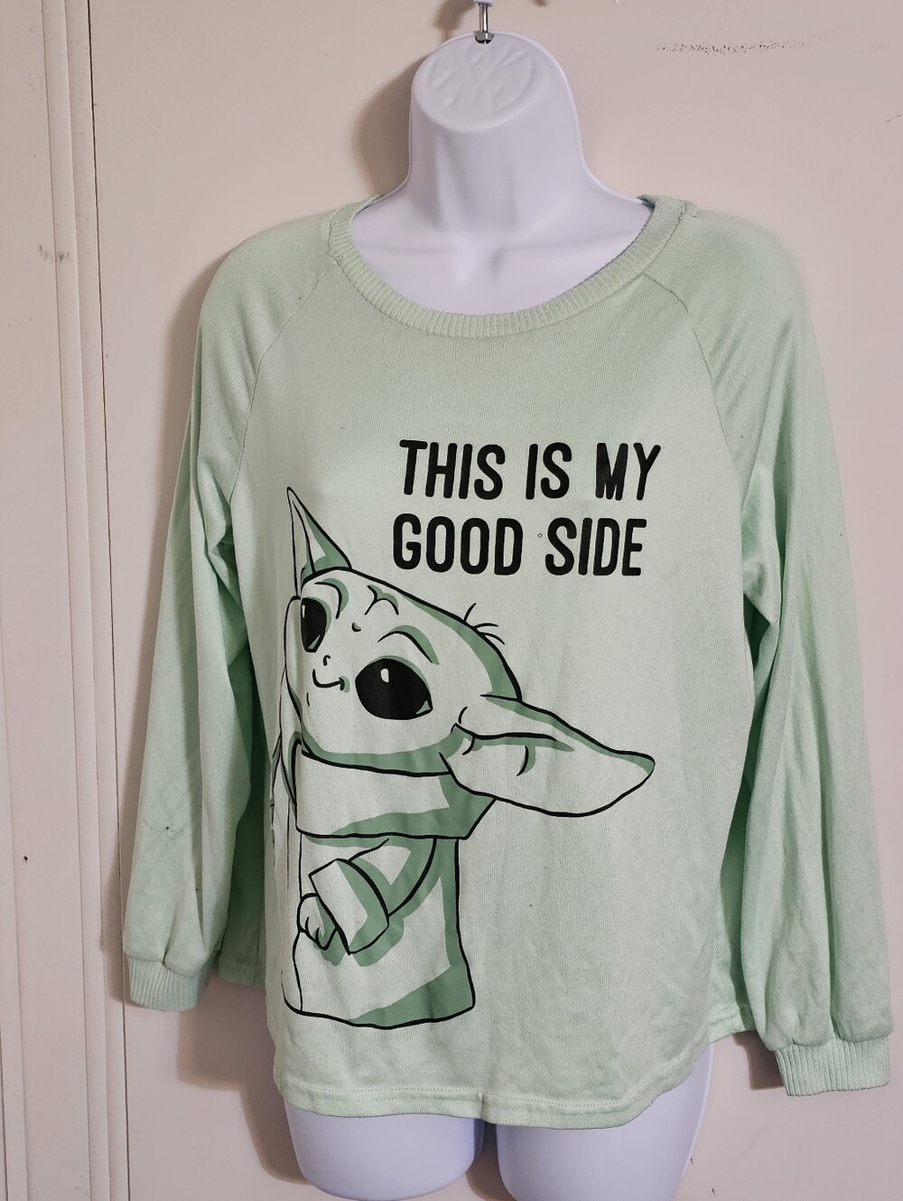 5/$20 Baby Yoda Grogu Long-Sleeve Shirt M